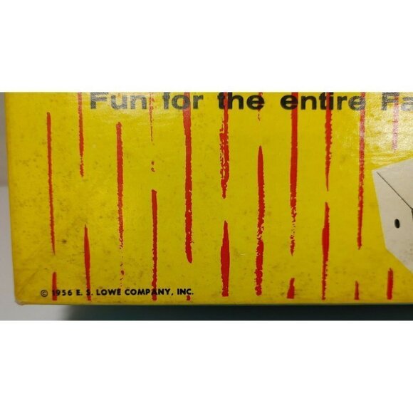 Vintage 1956 E.S. Lowe Company Yahtzee Score Cards Chips Dice Game - Picture 11 of 11